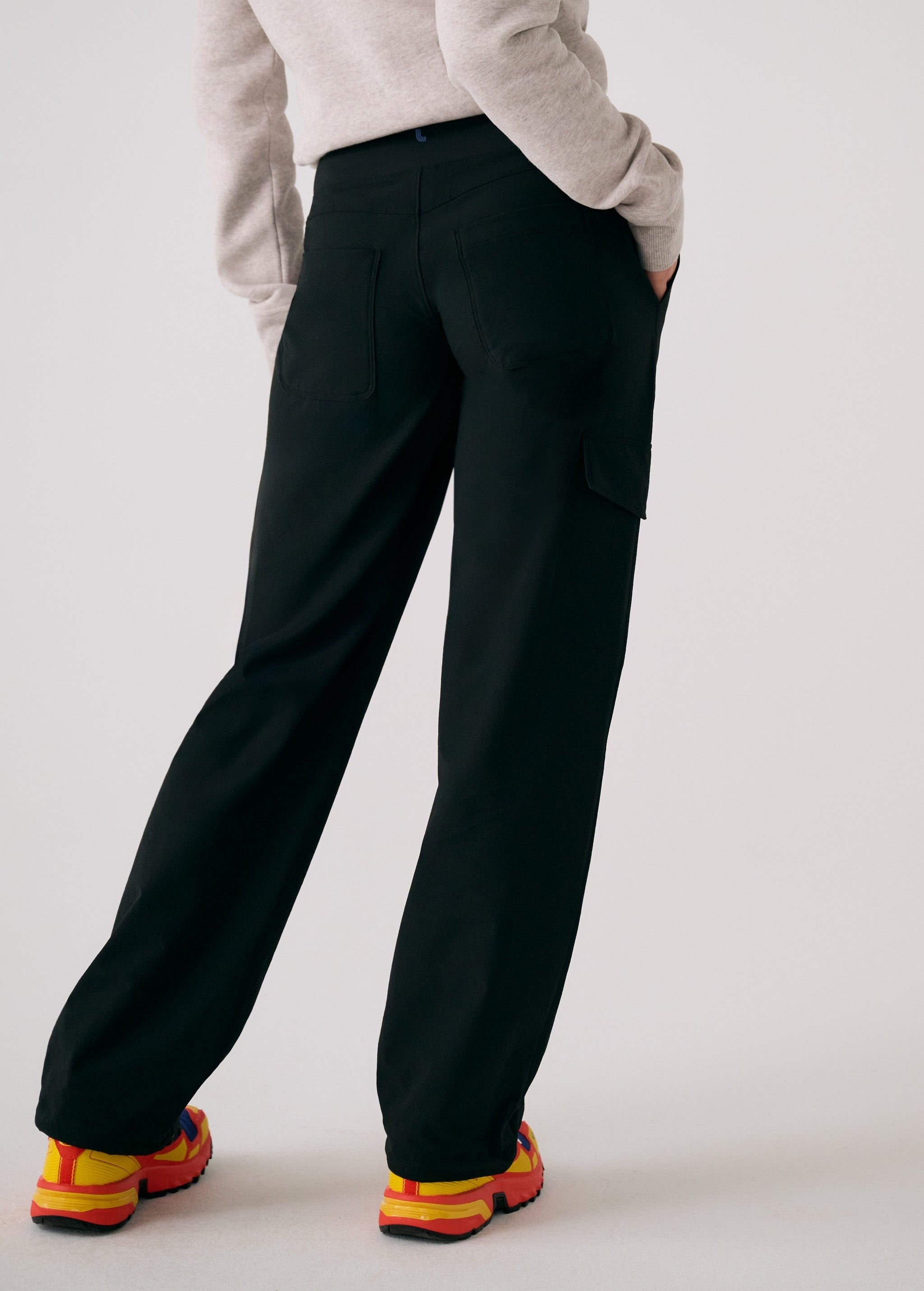 Olivie Tech Trousers