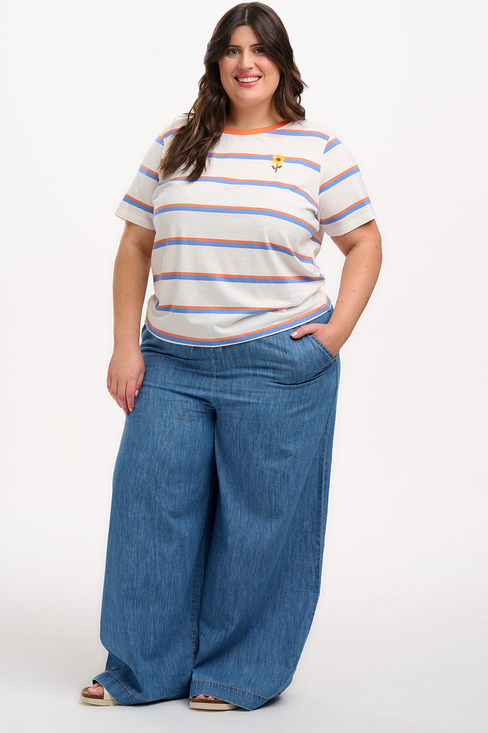 Maggie T-Shirt - Off White, Duo Vintage Stripe, Flower