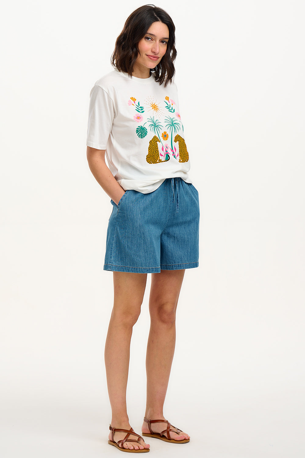 Kinsley Relaxed T-Shirt - Off White, Mirrored Jungle